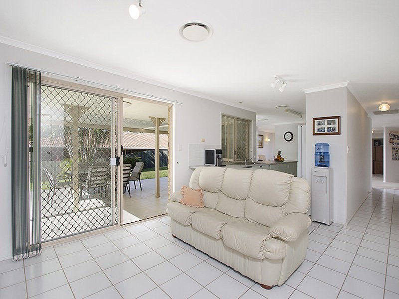 5 Greenleaf Court, Buderim QLD 4556