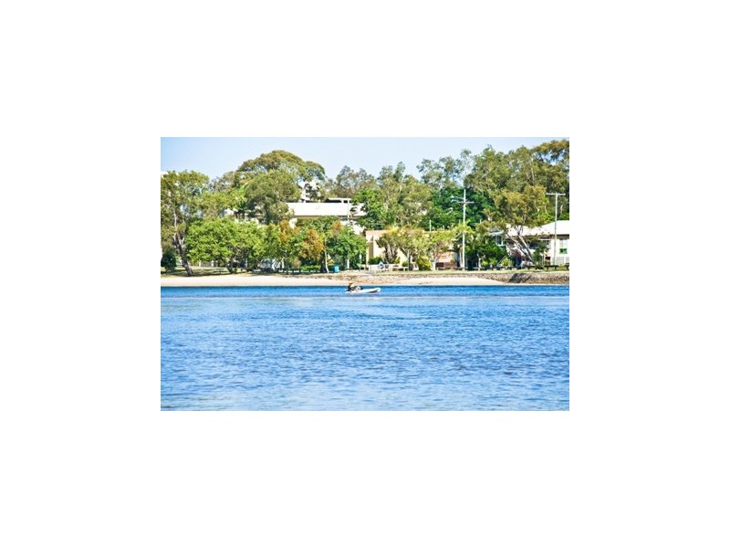 1/32 Broadwater Avenue, Maroochydore QLD 4558