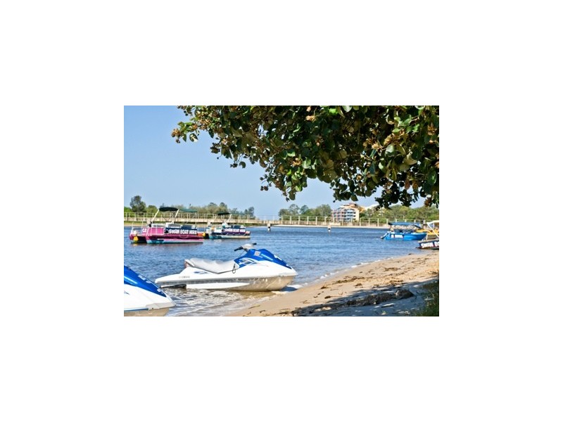 1/32 Broadwater Avenue, Maroochydore QLD 4558