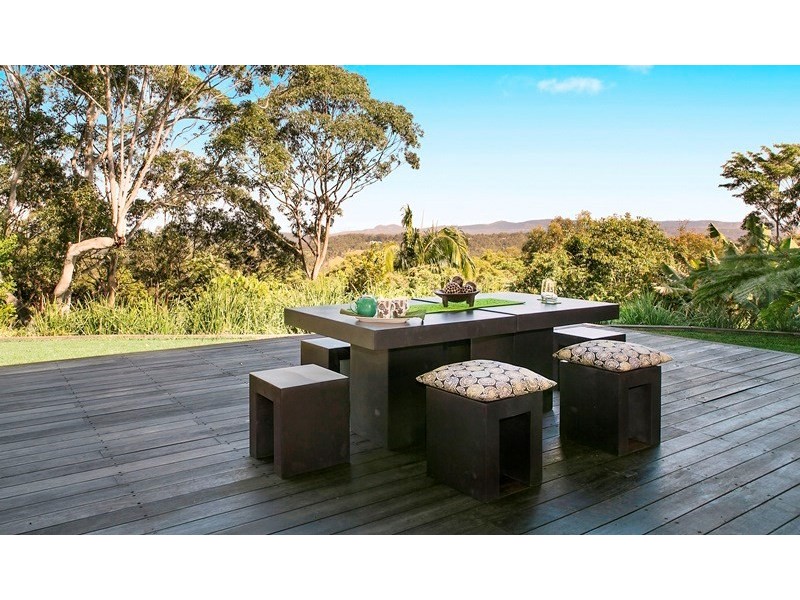 18 Mountain Top Court, Mons QLD 4556