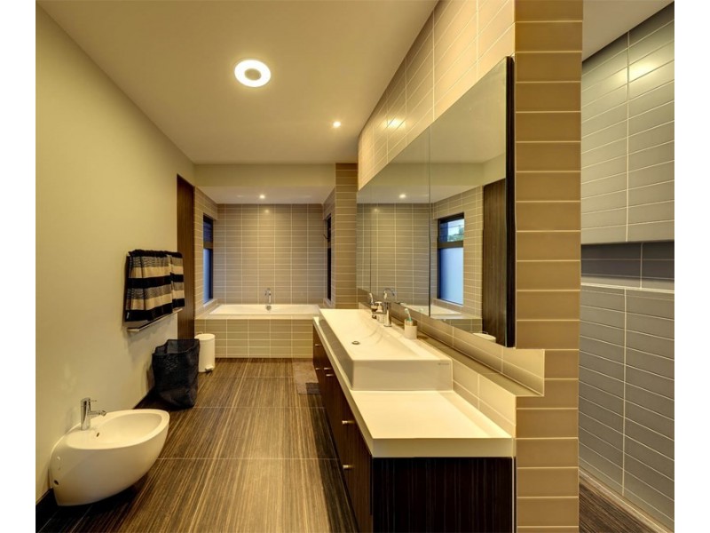 18 Mountain Top Court, Mons QLD 4556