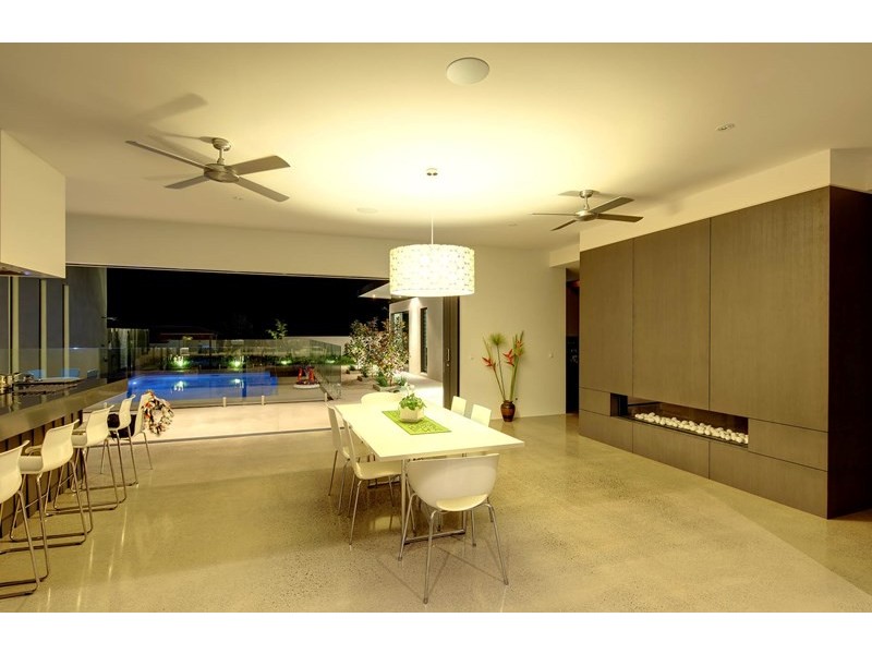 18 Mountain Top Court, Mons QLD 4556