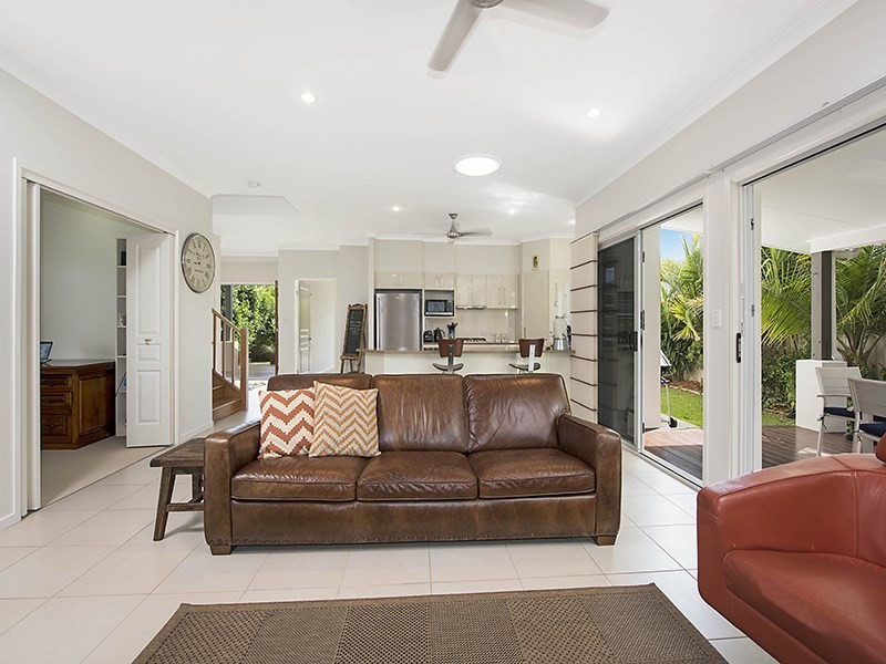 21 Tarawa Street, Parrearra QLD 4575