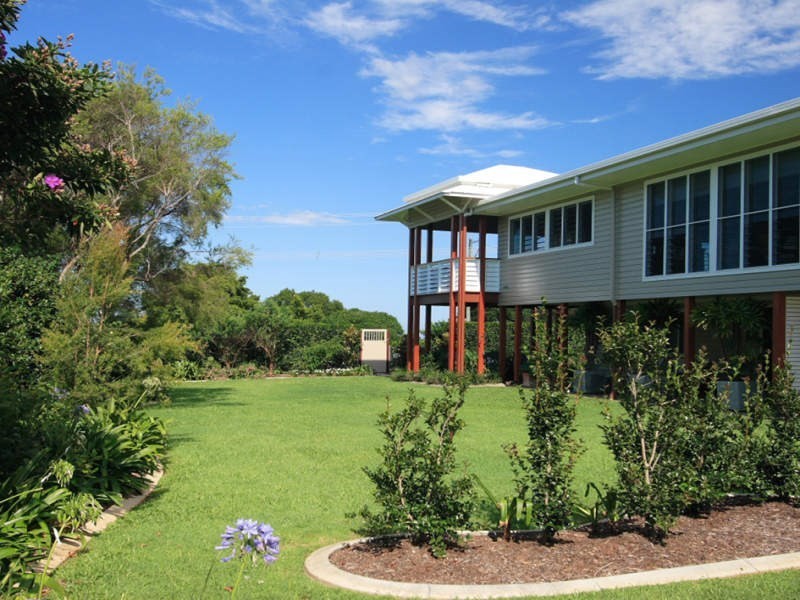 61 Eckersley Avenue, Buderim QLD 4556