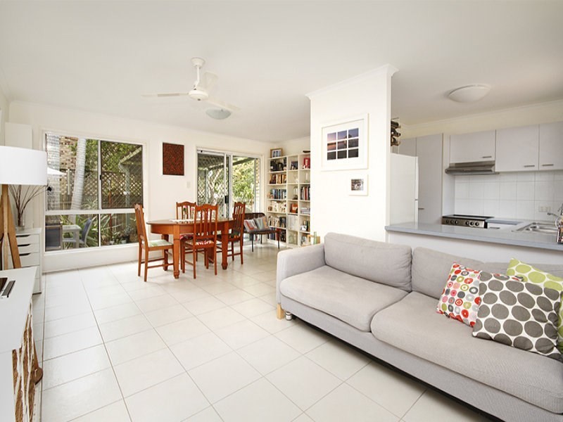 4/11 Aragorn Street, Maroochydore QLD 4558
