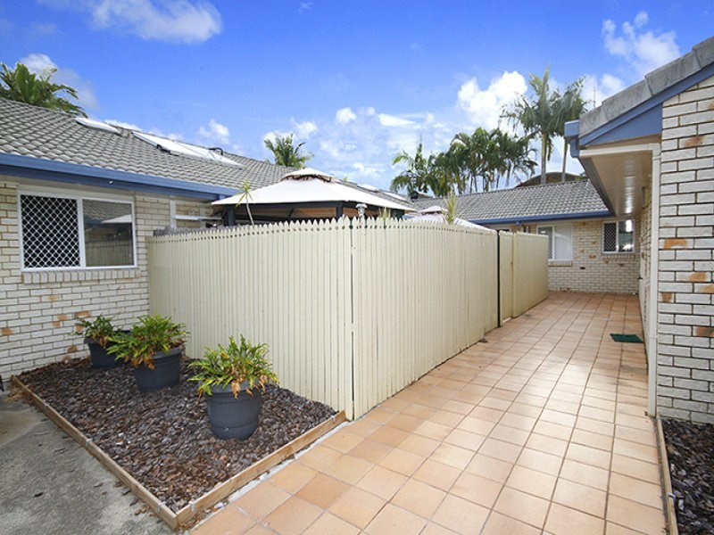 4/11 Aragorn Street, Maroochydore QLD 4558