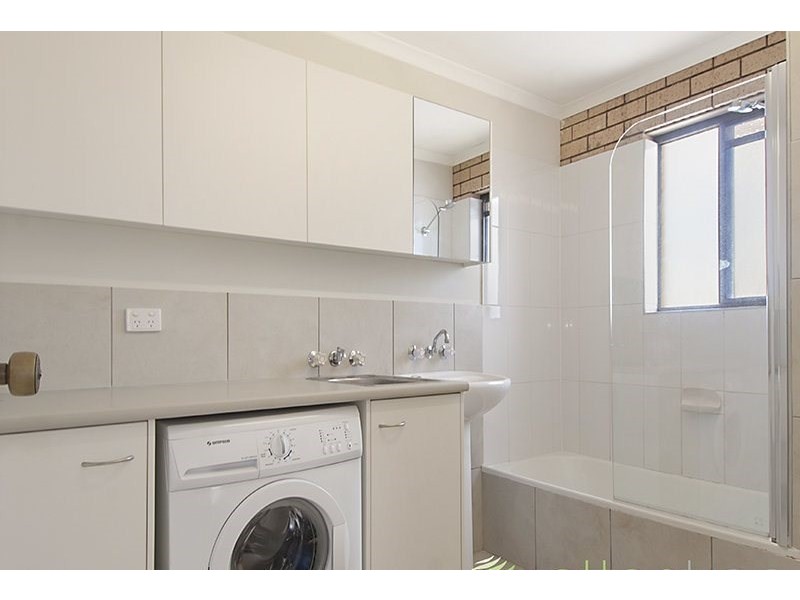 12/14-16 Camfield Street, Alexandra Headland QLD 4572