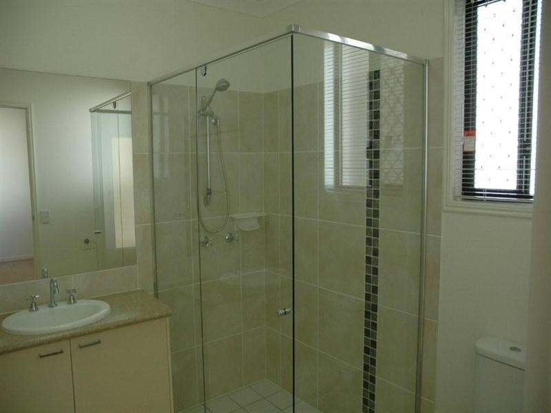 20 Robur Crescent, Mountain Creek QLD 4557