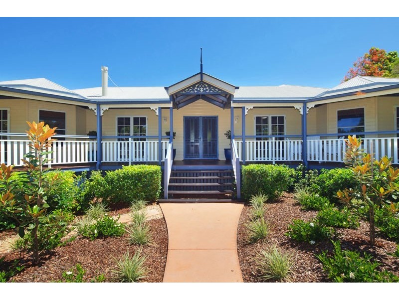 18 Walgarri Drive, Tanawha QLD 4556