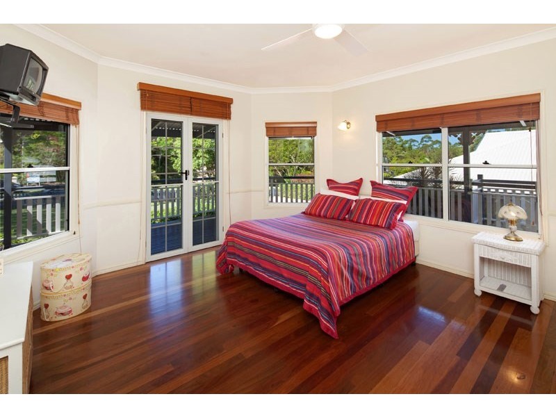18 Walgarri Drive, Tanawha QLD 4556