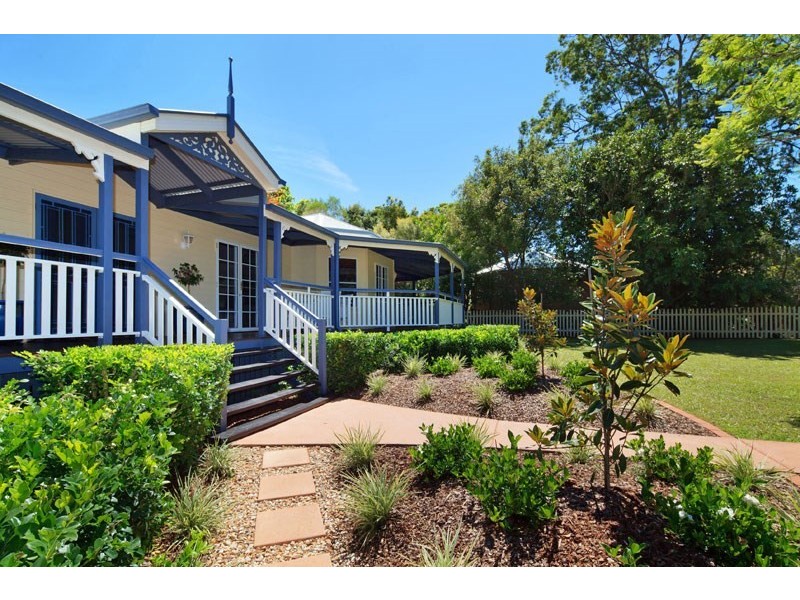 18 Walgarri Drive, Tanawha QLD 4556