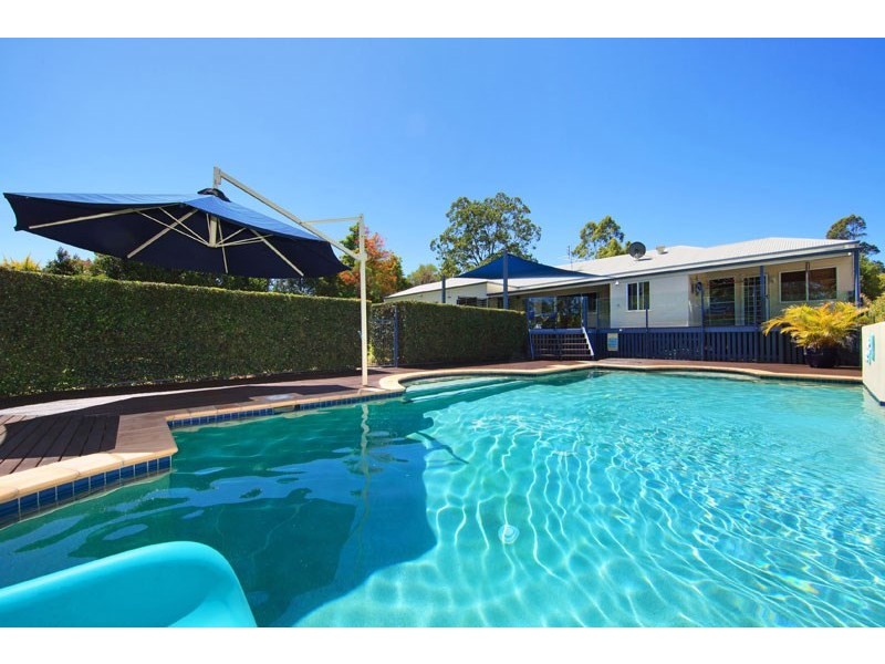 18 Walgarri Drive, Tanawha QLD 4556