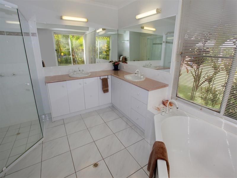 5 Ekala Street, Mountain Creek QLD 4557