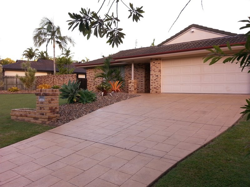 42 Fernleigh Crescent, Mountain Creek QLD 4557