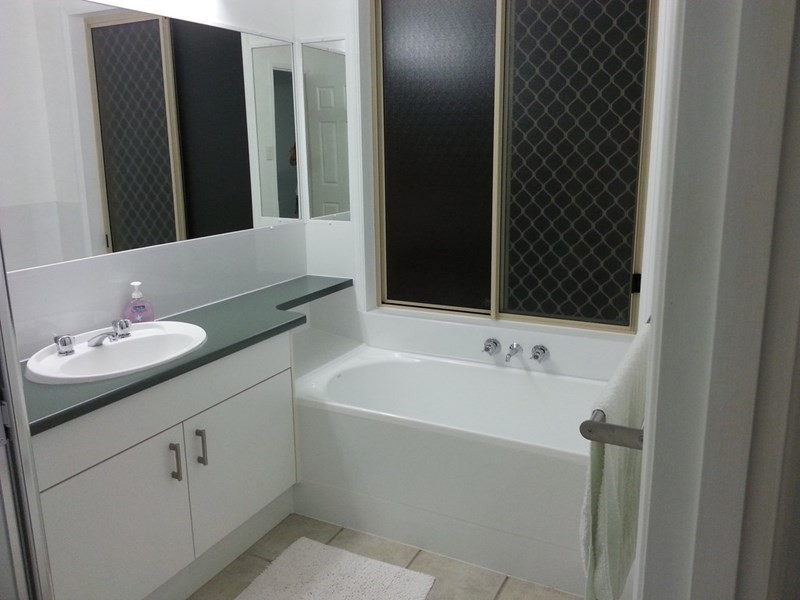 42 Fernleigh Crescent, Mountain Creek QLD 4557