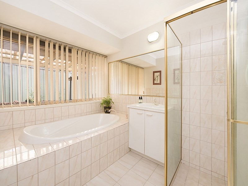 6 Falkland Court, Buderim QLD 4556