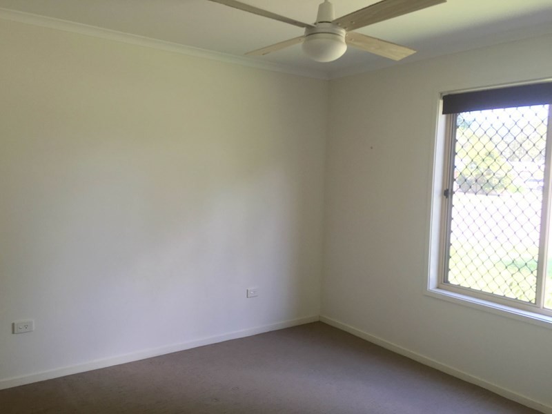 25 Lurnea Crescent, Mountain Creek QLD 4557