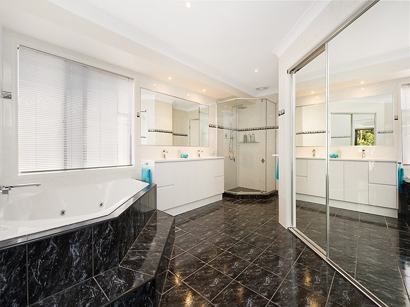 111 Mountain Creek Road, Buderim QLD 4556