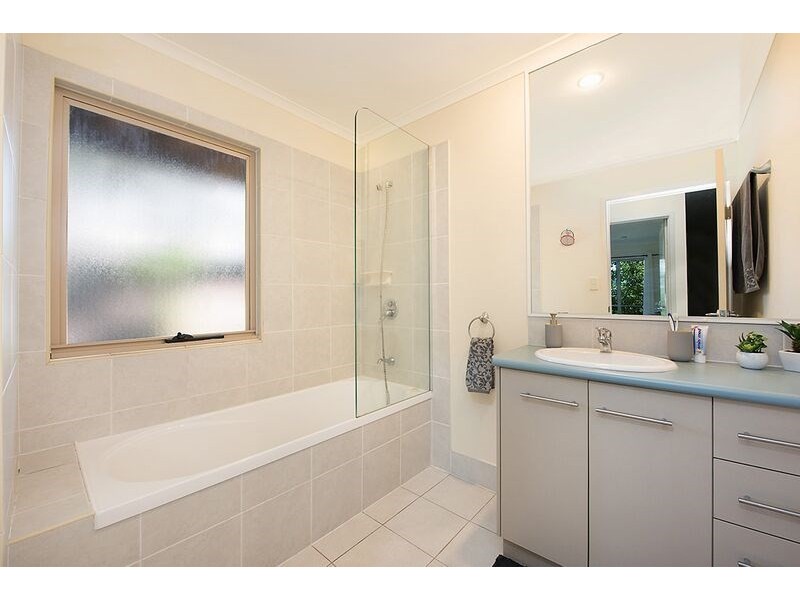 1 Gumtree Drive, Buderim QLD 4556