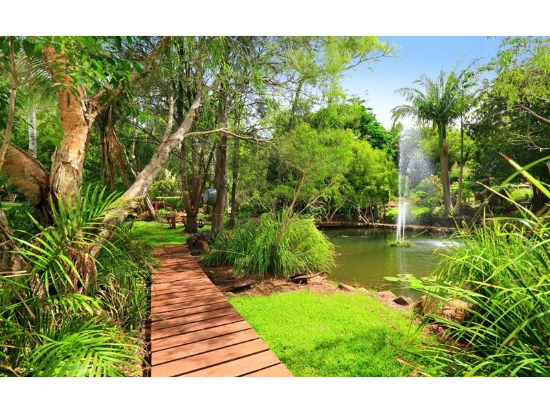 11 Mons School Road, Mons QLD 4556