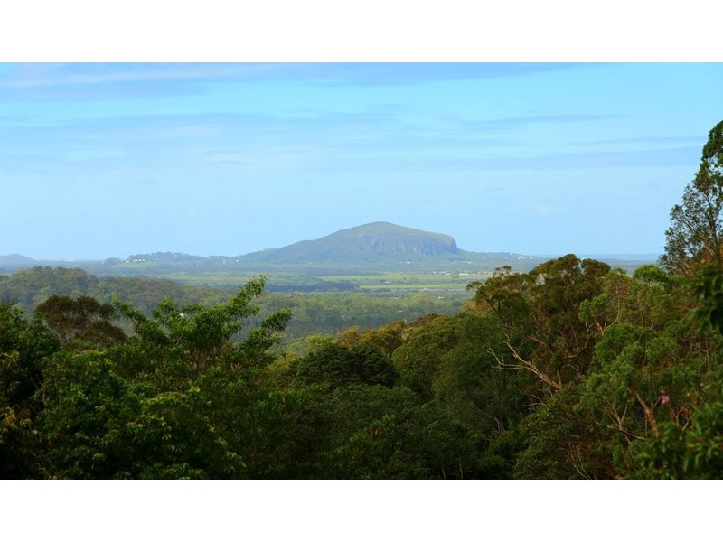 11 Mons School Road, Mons QLD 4556