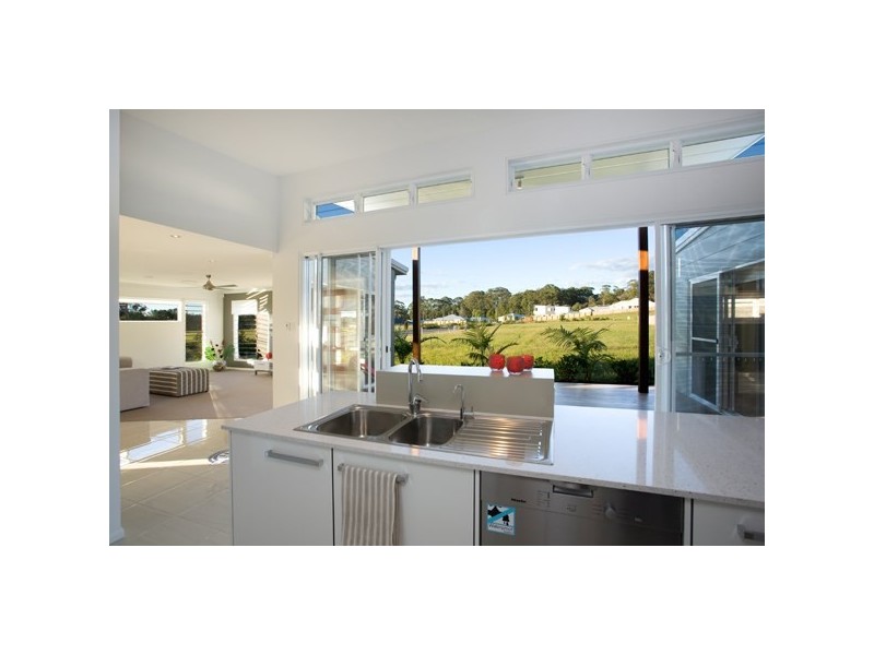 19A Forest Pines Boulevard, Forest Glen QLD 4556