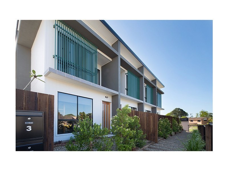 2/90A Burnett Street, Buderim QLD 4556