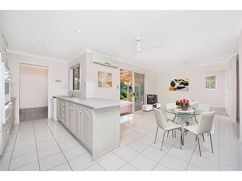 49 Buderim Pines Drive, Buderim QLD 4556