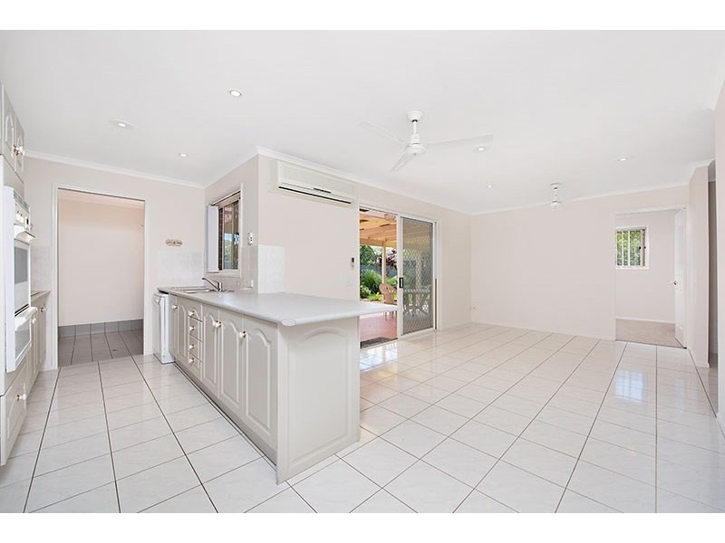 49 Buderim Pines Drive, Buderim QLD 4556