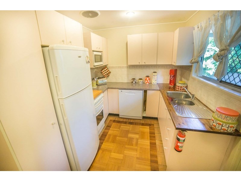 21 Commercial Road, Kuluin QLD 4558