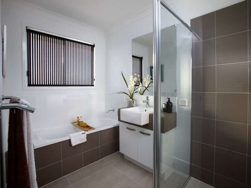 14 Feather Court, Birtinya QLD 4575