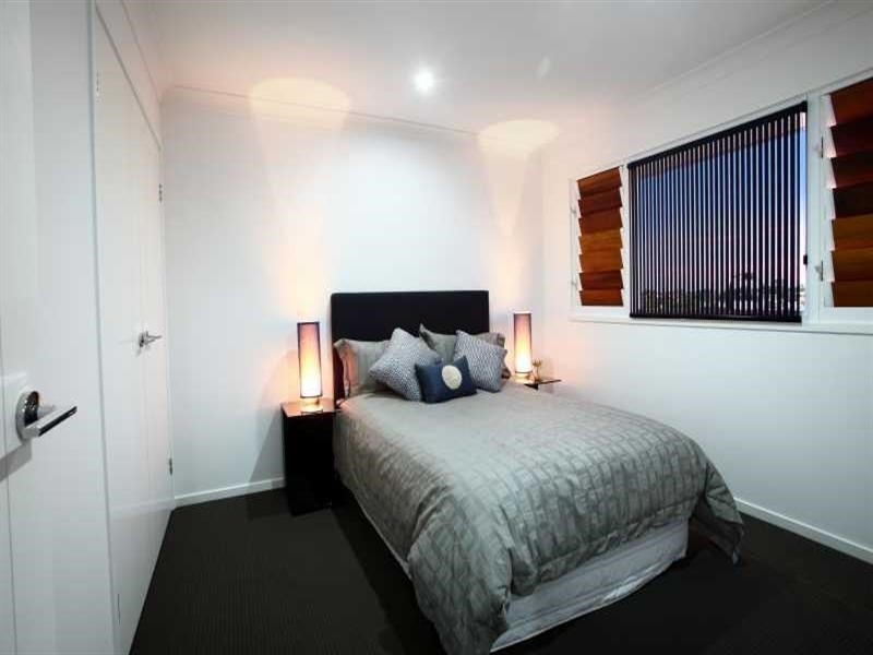 14 Feather Court, Birtinya QLD 4575