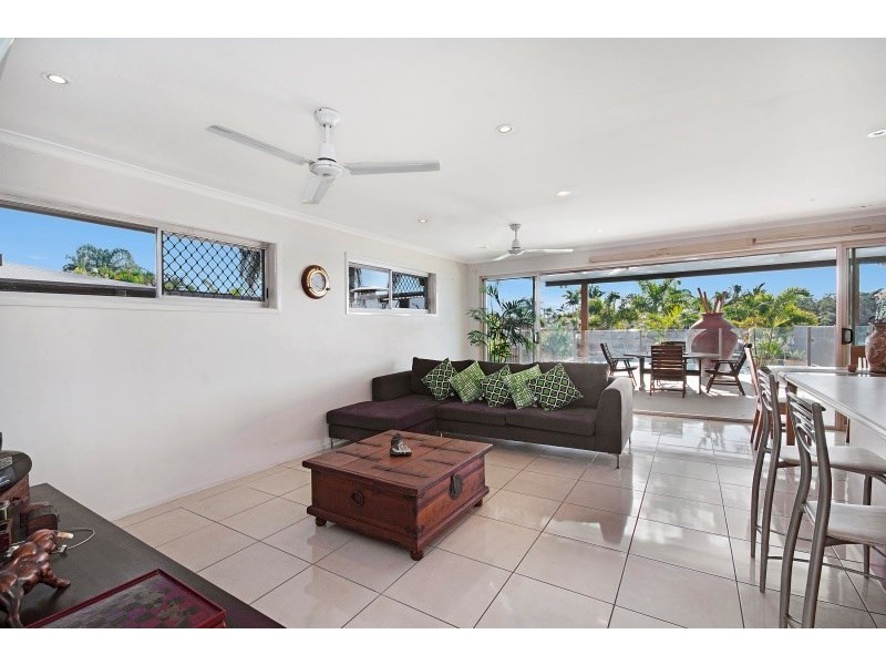 15 Cootamundra Drive, Mountain Creek QLD 4557