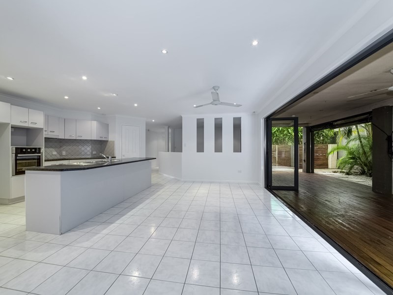 10 Buderim Glen Drive, Buderim QLD 4556