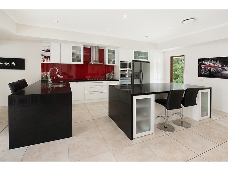 194 Mons School Road, Buderim QLD 4556