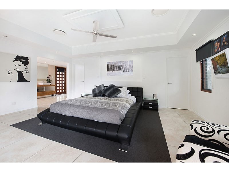 194 Mons School Road, Buderim QLD 4556