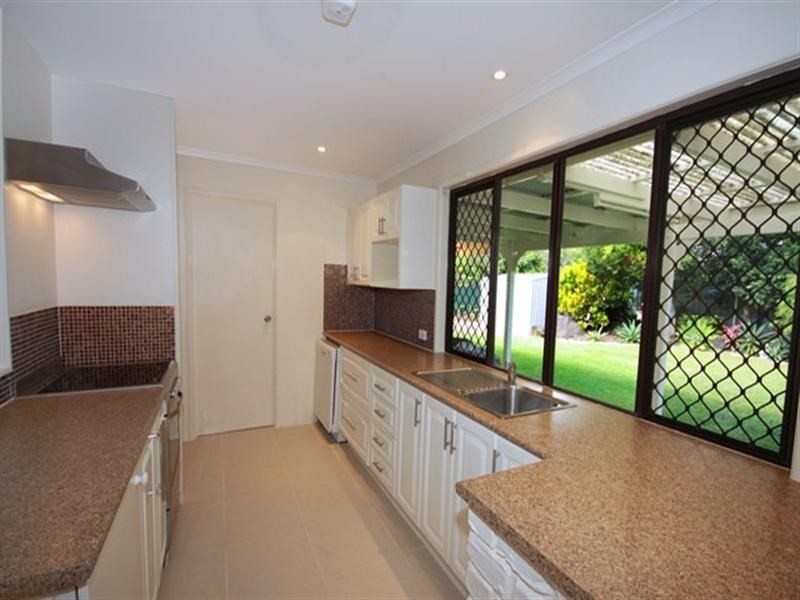 14 Kapilano Crescent, Mountain Creek QLD 4557