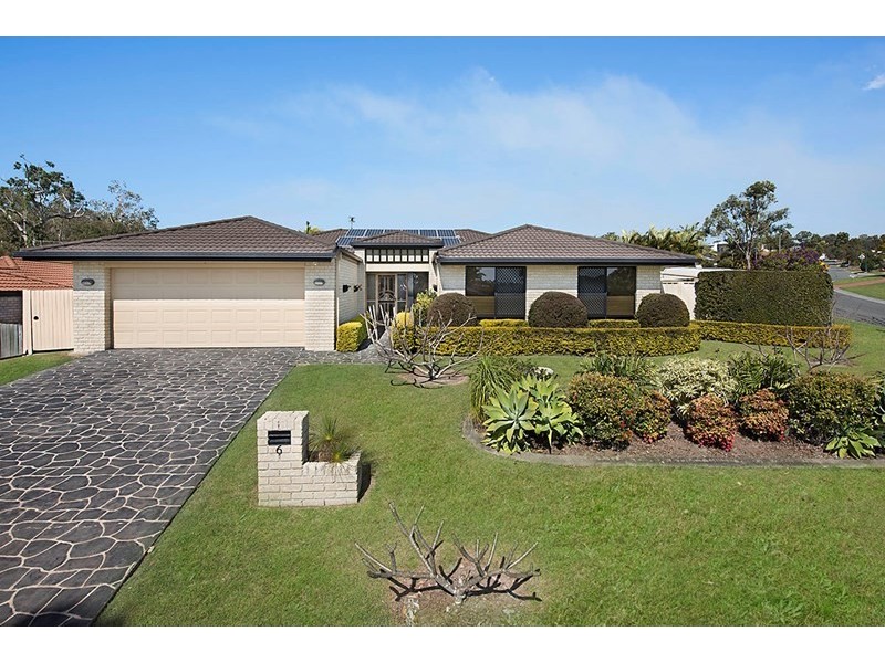 6 Carolyn Court, Little Mountain QLD 4551