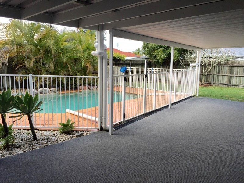 38 Fernleigh Crescent, Mountain Creek QLD 4557