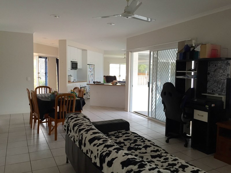 38 Fernleigh Crescent, Mountain Creek QLD 4557