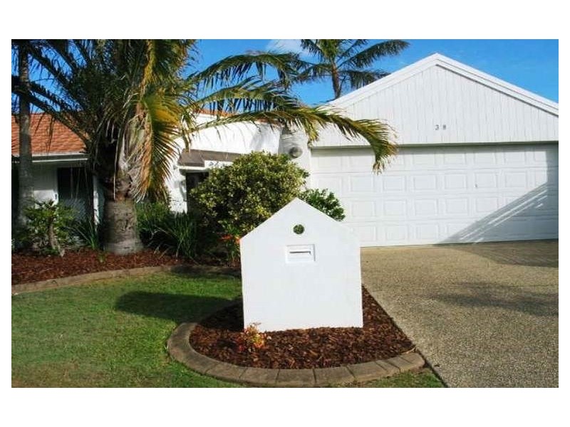 38 Fernleigh Crescent, Mountain Creek QLD 4557