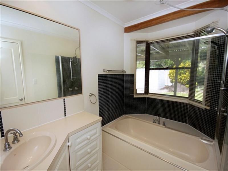 14 Kapilano Crescent, Mountain Creek QLD 4557