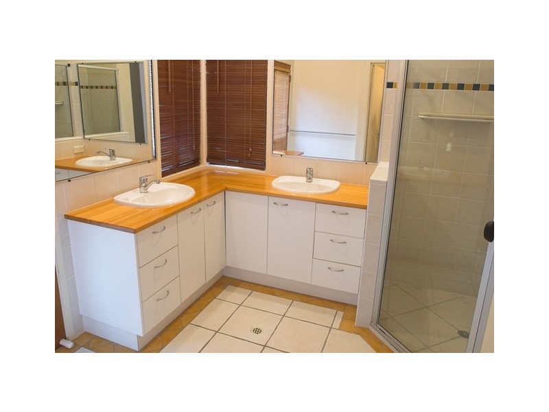8 Pirianda Grove, Buderim QLD 4556
