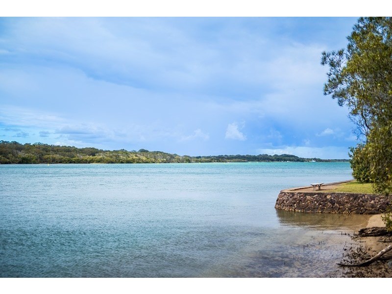 179-181 Bradman Avenue, Maroochydore QLD 4558