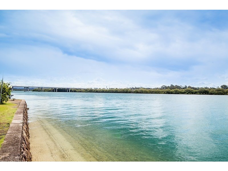 179-181 Bradman Avenue, Maroochydore QLD 4558