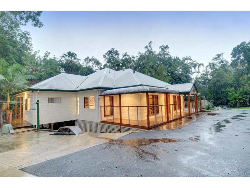 21 Victor Avenue, Palmview QLD 4553