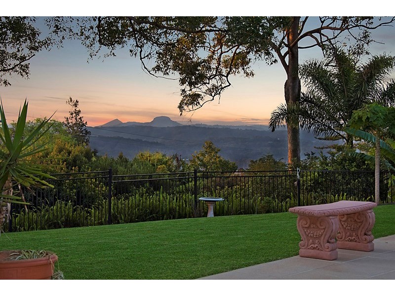 28 Courcheval Terrace, Mons QLD 4556