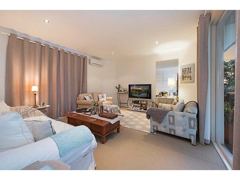 28 Courcheval Terrace, Mons QLD 4556