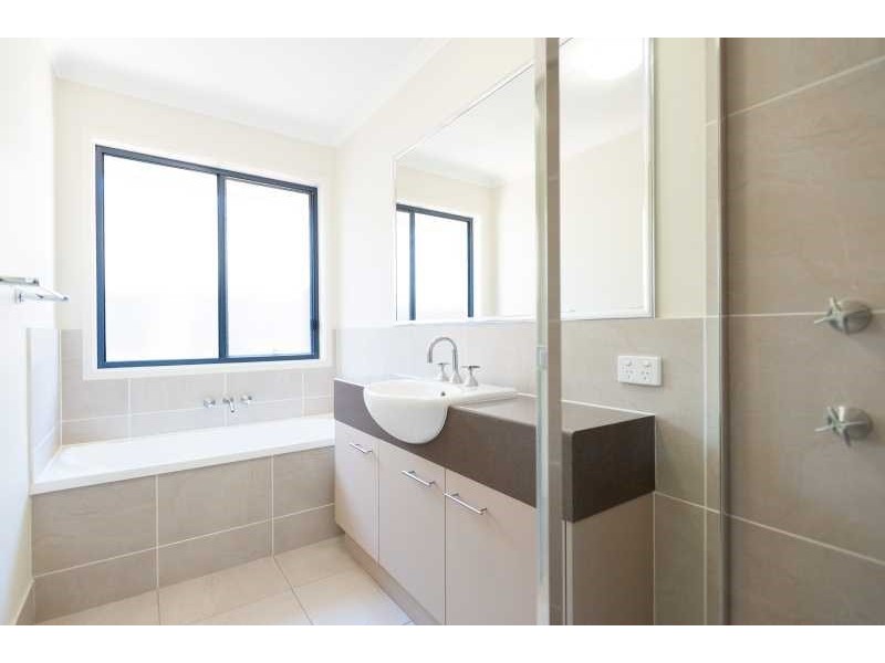 7 Skua Place, Mountain Creek QLD 4557