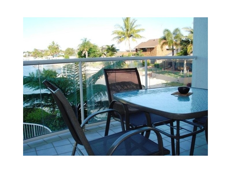 123 Brisbane Road, Mooloolaba QLD 4557